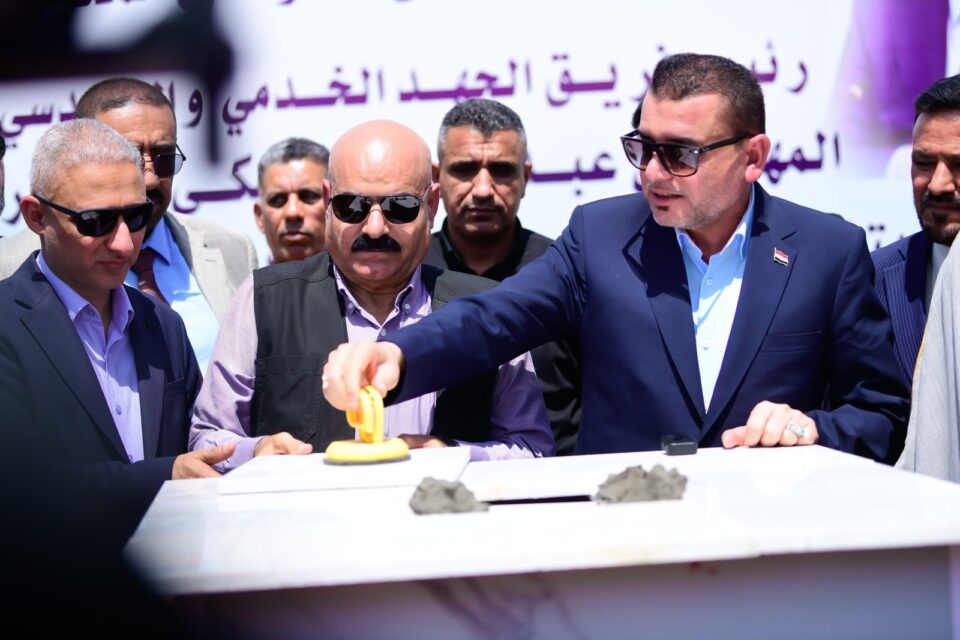 صورة من مقال: محافظ ذي قار يضع حجر الأساس لمشروعين خدميين في الإصلاح وسيد دخيل ويعد بمشاريع جديدة