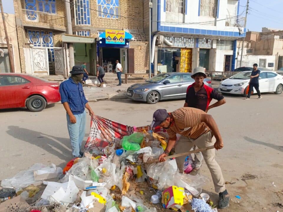 صورة من مقال: بلدية الناصرية: رفع 210 أطنان نفايات يوميا خلال الاسابيع الماضية رغم نقص الكوادر