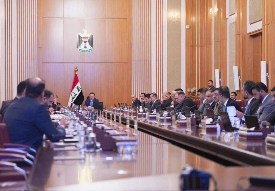 صورة من مقال: محافظ ذي قار: اجتماع التنسيق الحكومي أقر حسم عقود المشاريع المتعثرة ومنح صلاحيات أوسع للاستثمار
