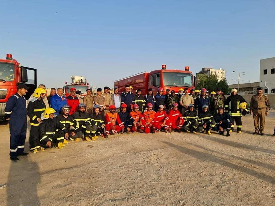 بالصور: ممارسة تدريبية لكوادر الدفاع المدني في ذي قار استعدادا للطوارئ