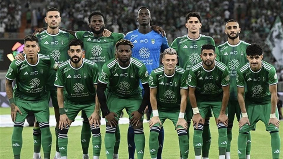 قبيل مواجهة الاتحاد في الدوري السعودي.. الأهلي يتلقى ضربة موجعة