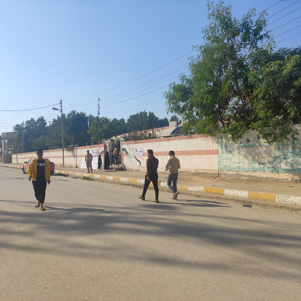 ‎‏بالصور: ناخبو قلعة سكر يدلون باصواتهم وسط إجراءات أمنية‏‎