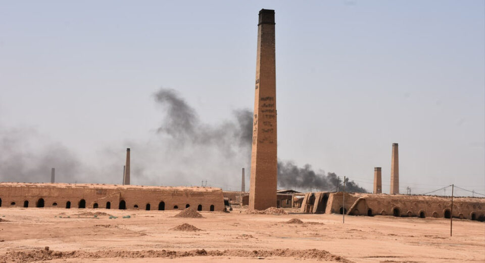 معامل الطابوق في ذي قار تستبدل النفط الأسود بالغاز الطبيعي لتقليل التلوث