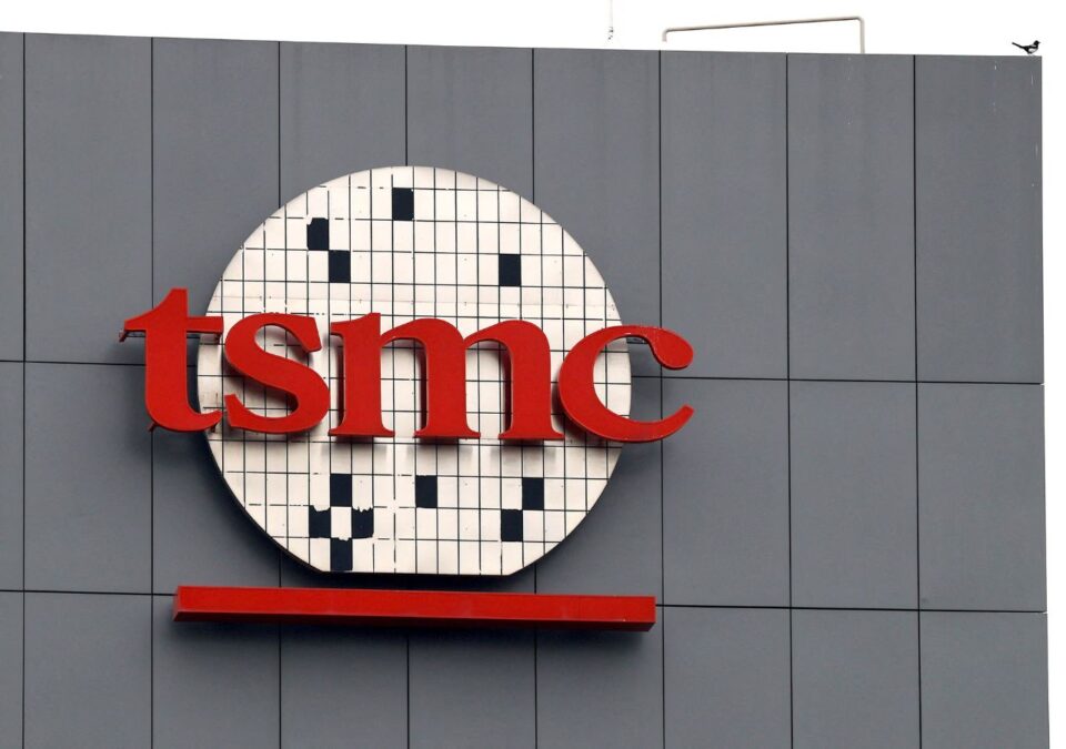 شركة TSMC تحقق أرباحًا قياسية في الربع الرابع من 2024 مع ارتفاع الطلب على شرائح الذكاء الاصطناعي