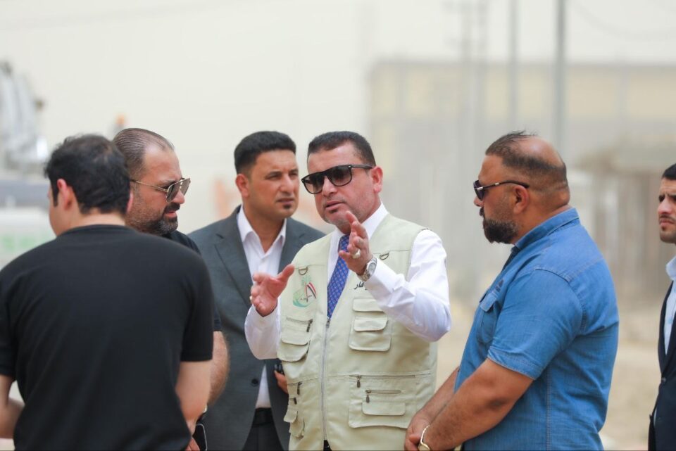صورة من مقال: محافظ ذي قار يتابع أعمال حفر وفرش لعدة شوارع في الموحية وشوارع رئيسية تربط بشارع الجامعة