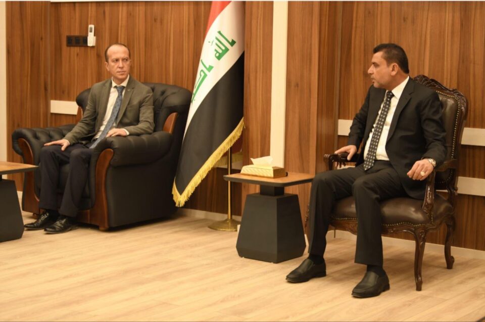 صورة من مقال: محافظ ذي قار يستقبل القائم بالاعمال للقنصلية التركية في البصرة ويبحثان سبل تعزيز التعاون المشترك