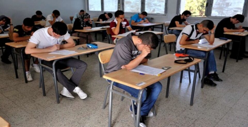 صورة من مقال: الأمن الوطني يضبط حالتي غش إلكتروني في امتحانات الثالث المتوسط بذي قار
