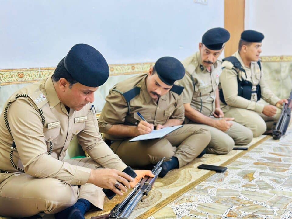 صورة من مقال: ذي قار تسجّل نحو 2000 قطعة سلاح ضمن حملة “السلاح بيد الدولة”