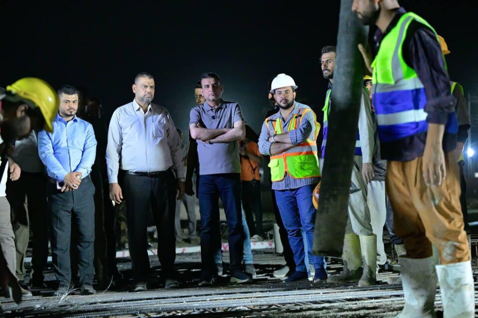 صورة من مقال: محافظ ذي قار يعلن المباشرة بأعمال الصب الليلي لفضاءات جسر ناحية العكيكة الكونكريتي