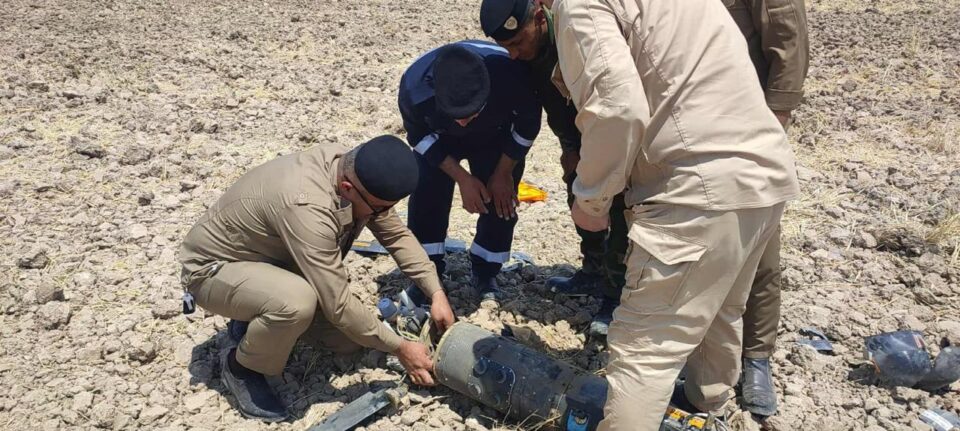 صورة من مقال: بالصور: الأجهزة الأمنية تفكك طائرتين مسيّرتين مجهولتين شمال الناصرية