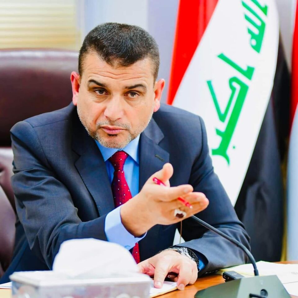صورة من مقال: محافظ ذي قار يوافق على إحالة موظفين في البلدية إلى القضاء ومطالبتهم بتعويض المال العام