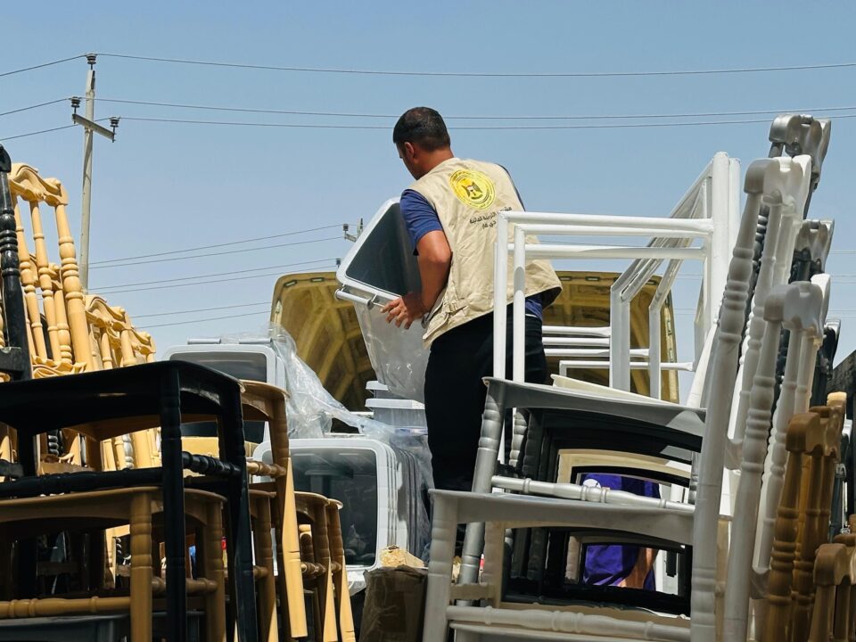 صورة من مقال: مبادرة إنسانية: متطوعون يرممون 16 بناية مدرسة في ذي قار
