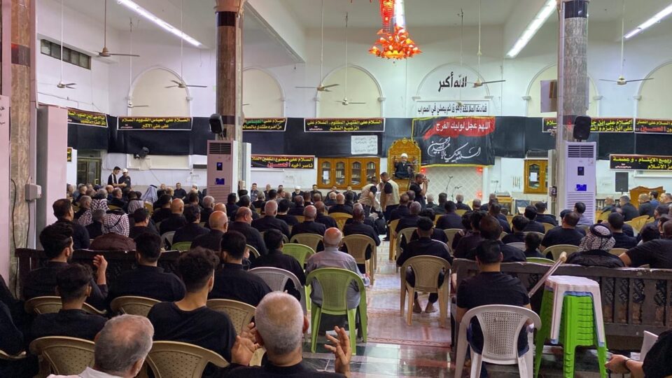 صورة من مقال: بالصور: اهالي الناصرية يُحيون مجالس العزاء في ليلة العاشر من محرم