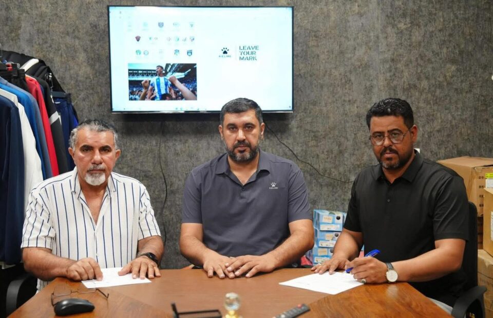 صورة من مقال: شراكة إسبانية لتجهيز الفرق.. نادي الناصرية والغراف يتعاقدان مع KELME استعدادا للموسم الجديد