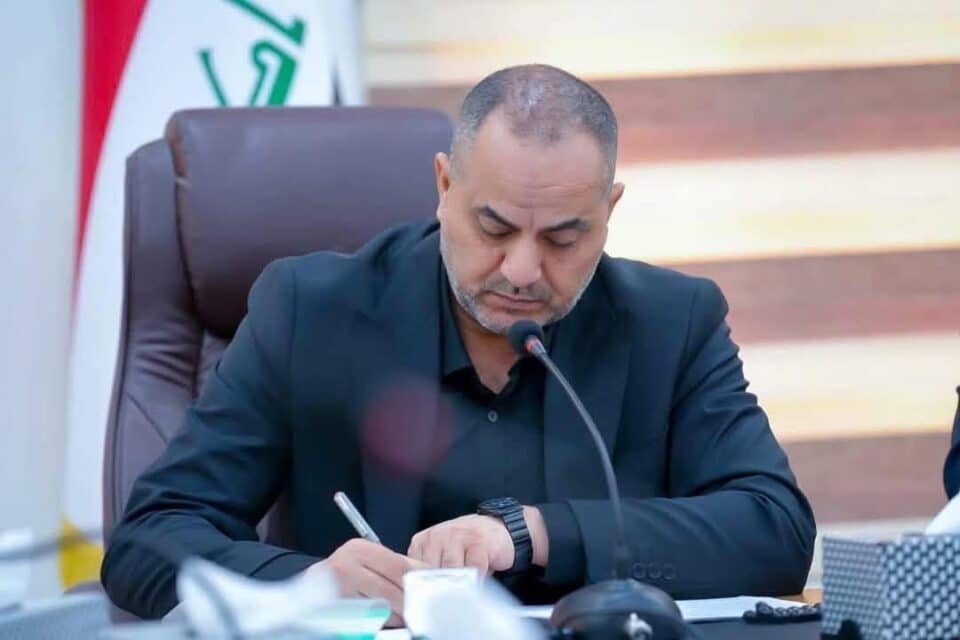 صورة من مقال: رئيس مجلس ذي قار: الإفراج عن 13 متظاهرا من خريجي المهن الصحية بعد تكفيلهم