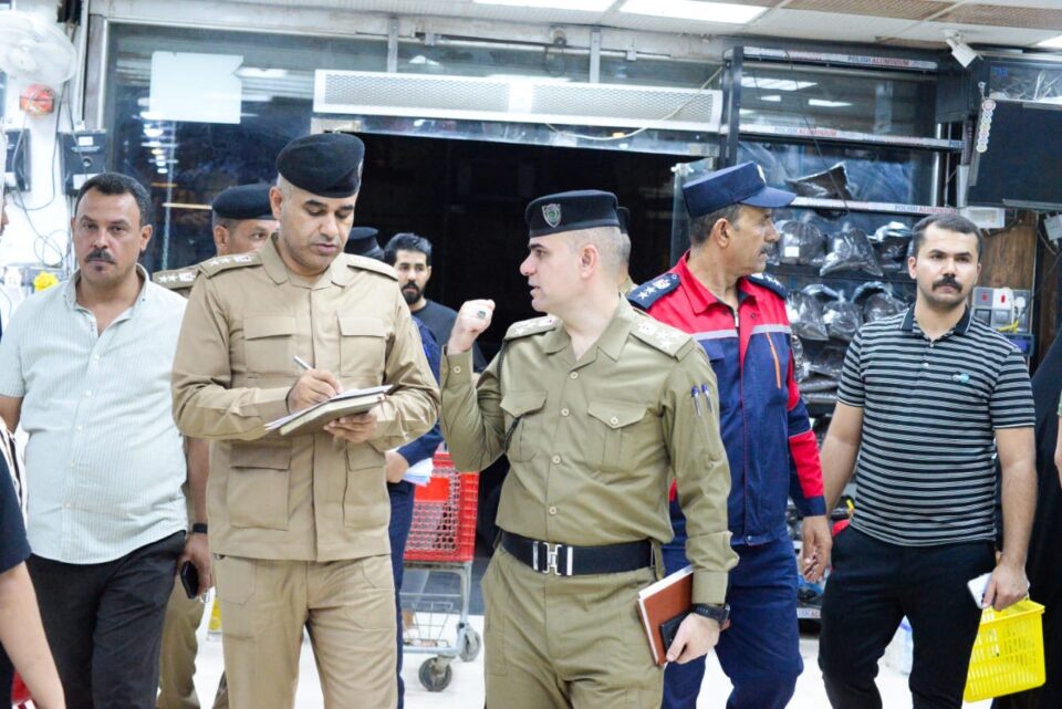صورة من مقال: دفاع مدني ذي قار يغلق 33 مشروعا مخالفا ضمن حملة واسعة على الأسواق والمحال التجارية