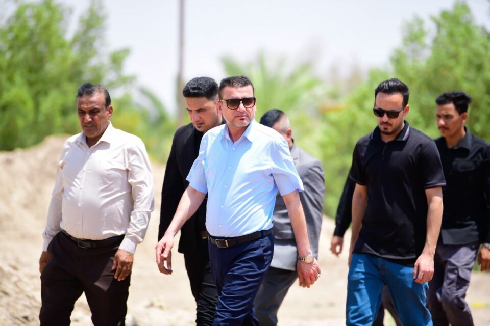 صورة من مقال: محافظ ذي قار يتابع ميدانيا أعمال إنشاء شبكة طرق حيوية بين قضائي سيد دخيل والإصلاح بطول أكثر من 5 كم