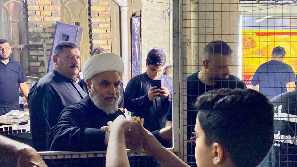 صورة من مقال: بالصور: حسينية أهالي الناصرية في كربلاء.. عطاء متواصل لخدمة زائري الإمام الحسين (ع)