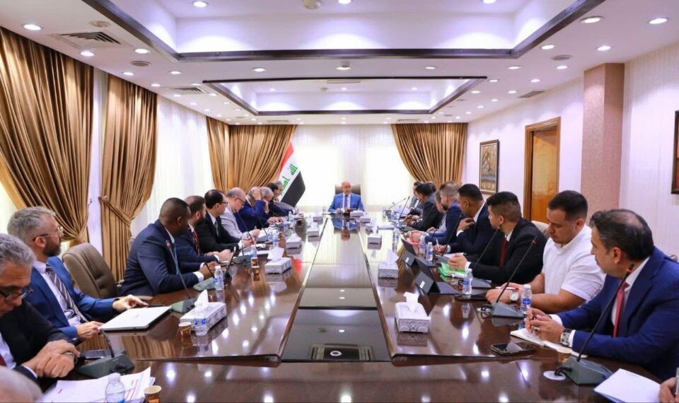 صورة من مقال: اجتماع موسع في بغداد لمتابعة مشروع تشغيل مستشفى الناصرية بنظام الإدارة الحديثة