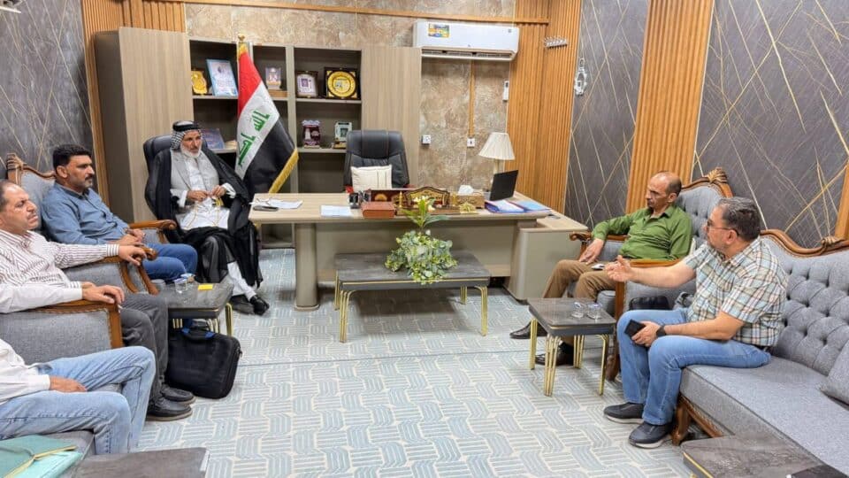 صورة من مقال: ذي قار تبحث إقامة معرض دولي للمواد الإنشائية لدعم السوق والشرائح الفقيرة