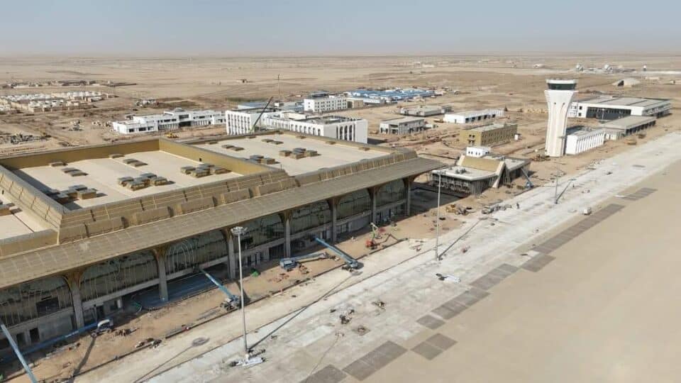 صورة من مقال: وزير النقل: مطار الناصرية سيغيّر خريطة النقل الجوي في جنوب العراق