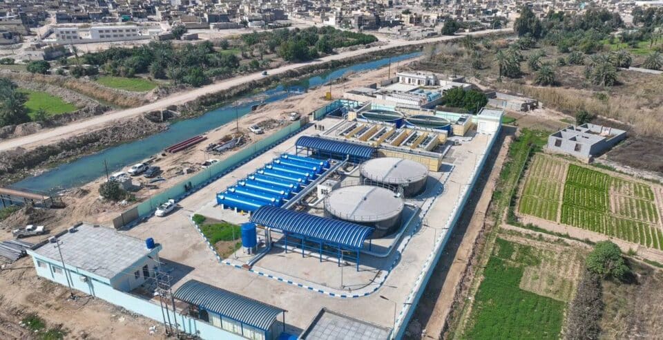 صورة من مقال: ماء ذي قار: مواد التصفية والتعقيم متوفرة لضمان استمرارية ضخ المياه الصالحة للشرب