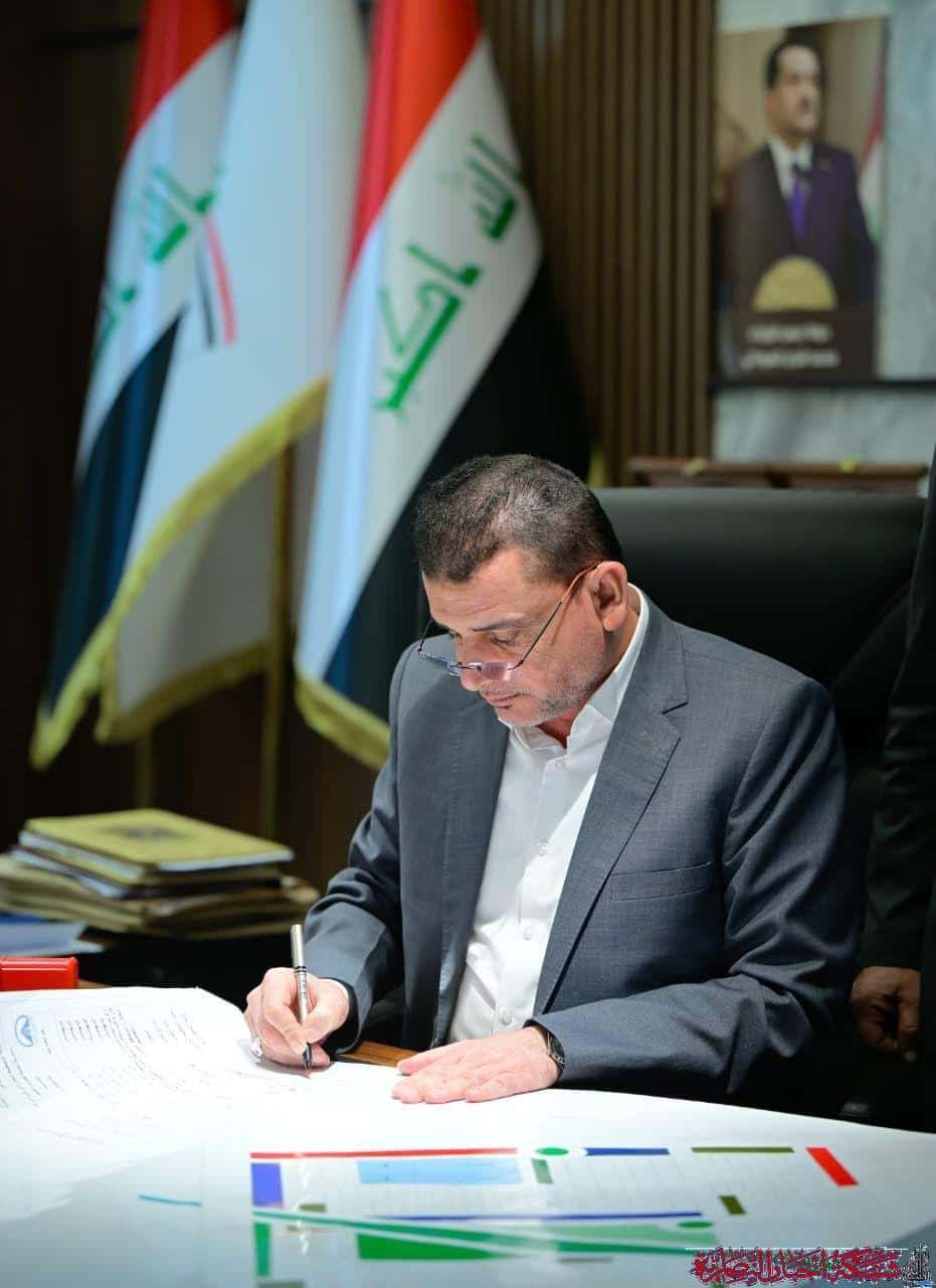 صورة من مقال: محافظ ذي قار يصادق على تصاميم 900 قطعة أرض سكنية في قضاء الفجر
