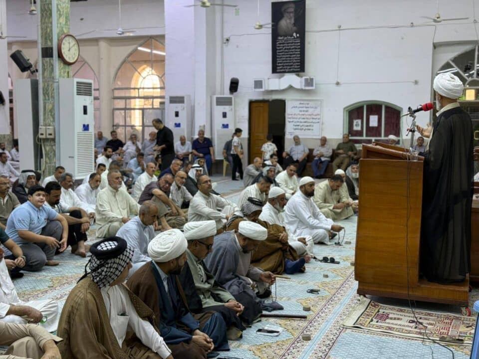 صورة من مقال: إمام الجمعة ينقل شكر المرجع السيستاني لأهالي ذي قار، ويهاجم سياسات الحكومة في استقبال الرفاعي