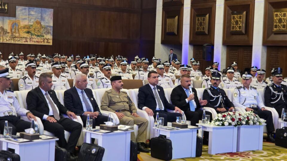 صورة من مقال: محافظ ذي قار يشارك في مؤتمر السلامة المرورية بحضور رئيس الوزراء ووزير الداخلية