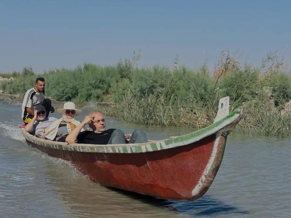 صورة من مقال: بالصور: عوائل تركية تكتشف سحر أهوار الجبايش في جولة سياحية استثنائية