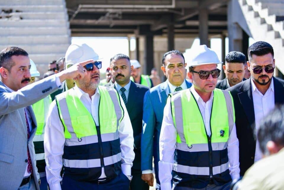 صورة من مقال: وزير الشباب والرياضة يؤكد: إنجاز ملعب ذي قار الأولمبي وفق التوقيتات المحددة