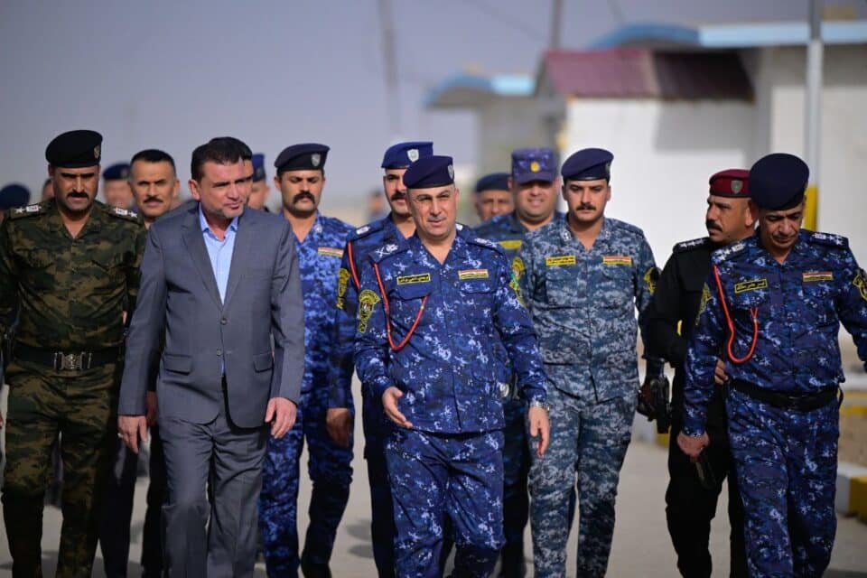 صورة من مقال: جولة ميدانية لمحافظ ذي قار للاطلاع على جاهزية القوات لحماية العملية الانتخابية