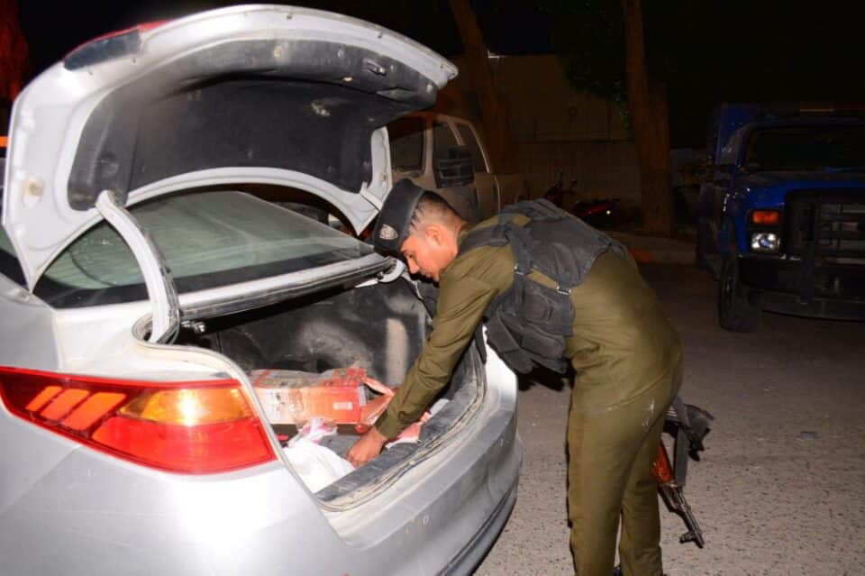 صورة من مقال: شرطة ذي قار تلقي القبض على أكثر من 70 متهما ومخالفا خلال 24 ساعة