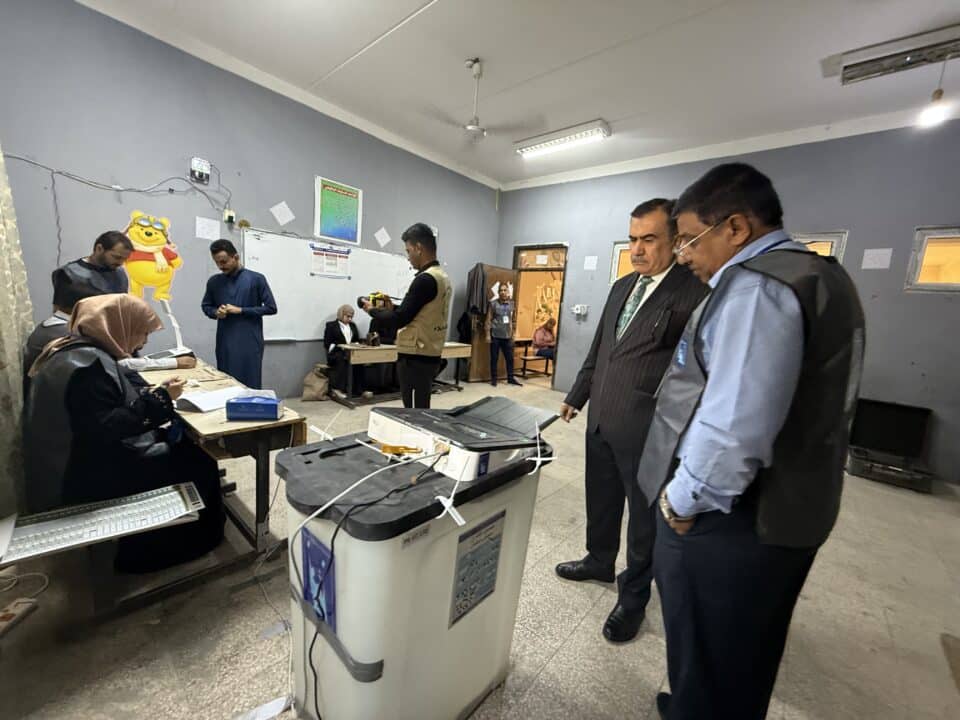 صورة من مقال: أكثر من 65  ألف مراقب محلي يشرفون على العملية الانتخابية في ذي قار