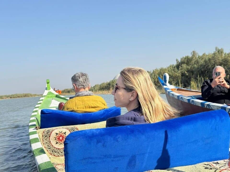 صورة من مقال: السفيرة الإسبانية في ضيافة أهوار الجبايش… سحر الطبيعة يستقبل الدبلوماسية الدولية