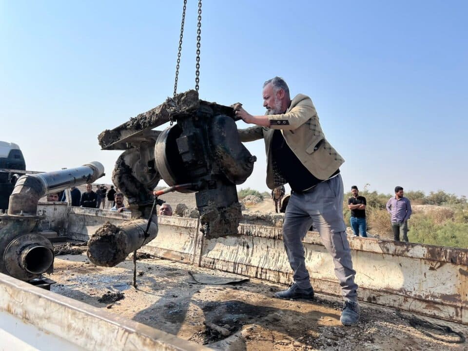 صورة من مقال: موارد ذي قار ترفع 177 تجاوزا على الأنهر وتردم 13 بحيرة أسماك غير مجازة