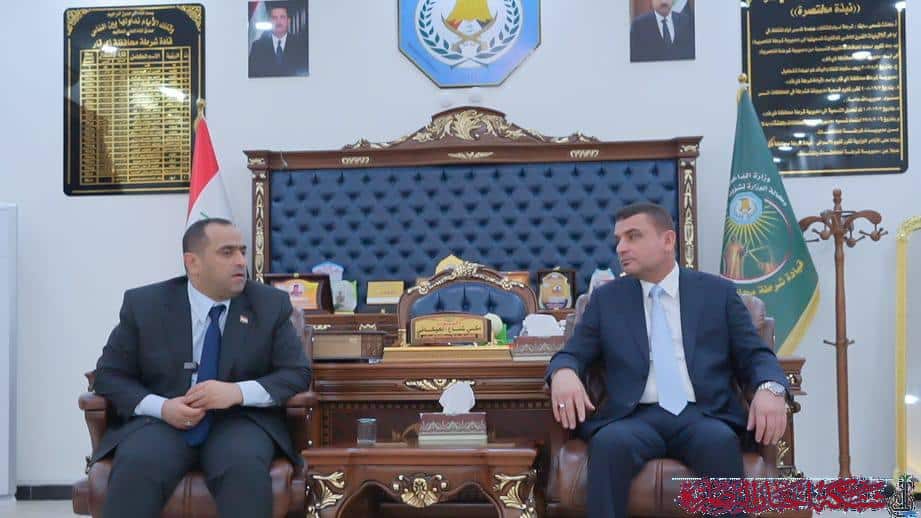 صورة من مقال: عبر اتصال هاتفي.. محافظ ذي قار يؤكد موافقة وزير الكهرباء على دعم الشبكة بمحولات