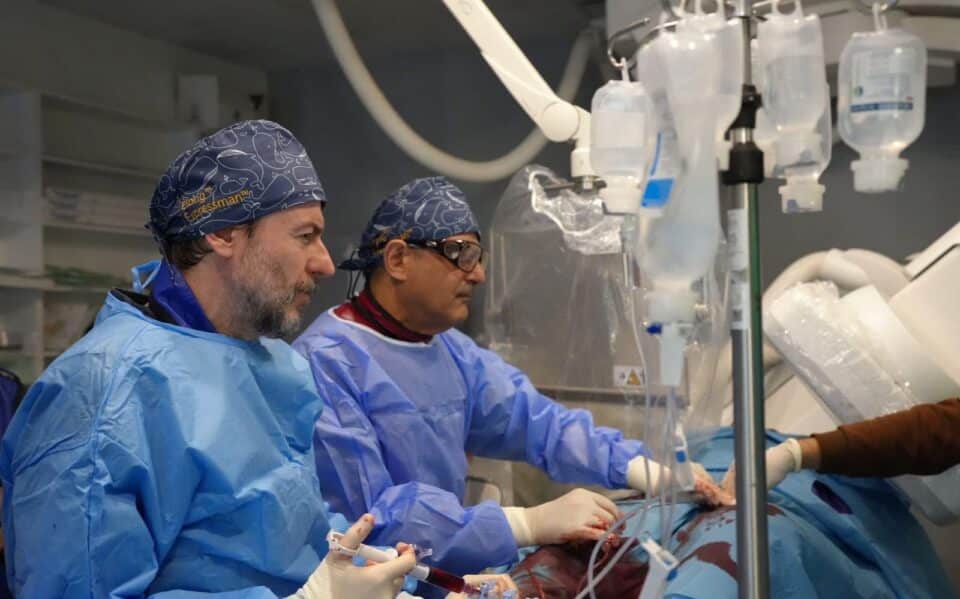 صورة من مقال: بمشاركة خبير دولي.. مستشفى الناصرية للقلب يجري ثلاث عمليات تداخلية متقدمة بنجاج