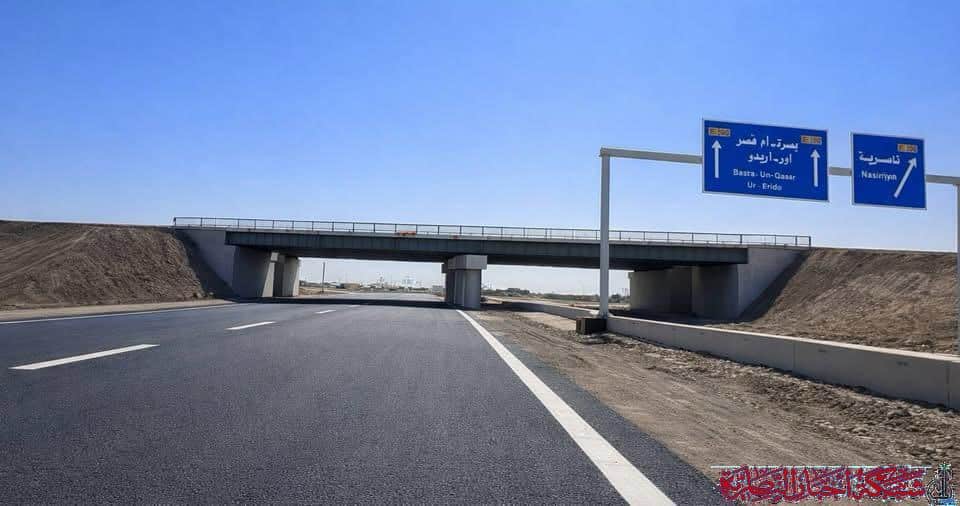 صورة من مقال: بالصور: الطرق والجسور تنجز صيانة جسر تقاطع البطحاء الكونكريتي في ذي قار