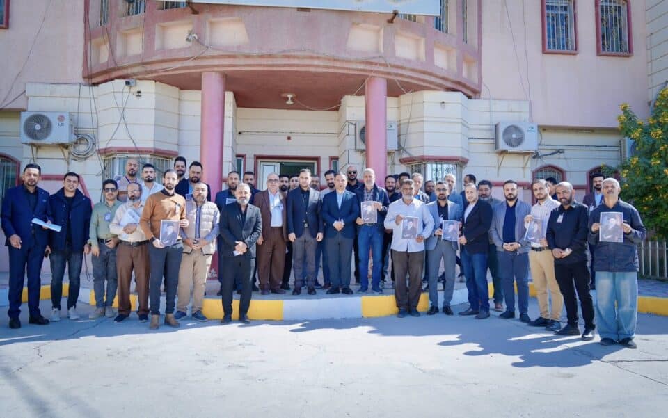 صورة من مقال: مديرية مجاري ذي قار تقيم وقفة حداد إحياء لذكرى رحيل سماحة السي علي الخامـ…نئـ..ـي