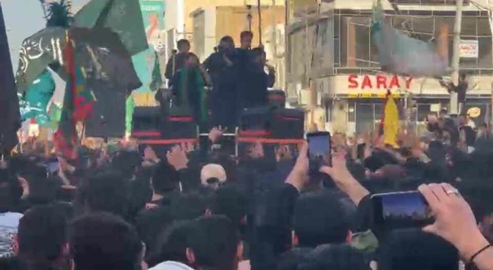 صورة من مقال: مدينة الناصرية تحيي ذكرى جرح الإمام علي عليه السلام بمراسم لطم وعزاء حاشدة