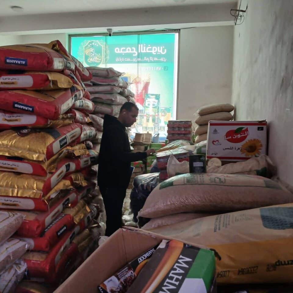 صورة من مقال: الرقابة الصحية تضبط طنا من المواد الغذائية والمنظفات التالفة في الناصرية