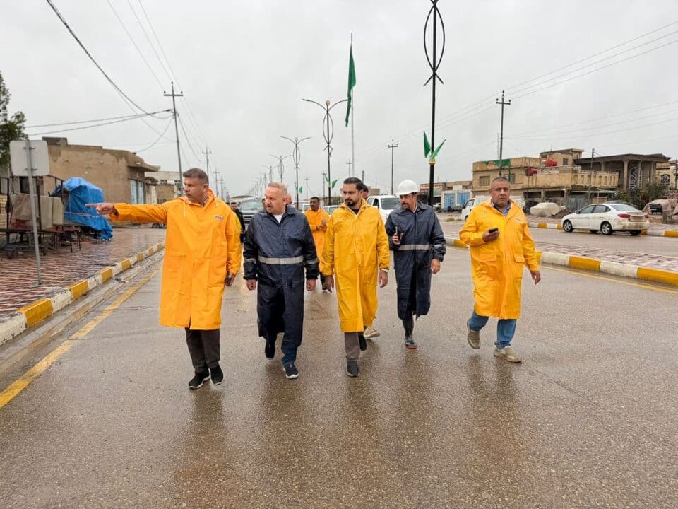 صورة من مقال: معاون محافظ ذي قار سلامه السرهيد: الكوادر الخدمية تواصل العمل رغم الظروف الجوية