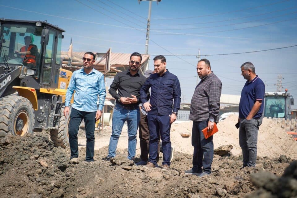 صورة من مقال: مدير مجاري ذي قار يتابع مشاريع البنى التحتية في سوق الشيوخ برفقة نائب ومسؤولين محليين