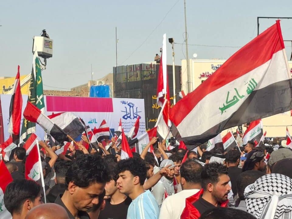 صورة من مقال: بالصور: تظاهرات حاشدة في الناصرية استجابة لدعوة الصدر رفضا للعدوان الامريكي الصهيوني في المنطقة 