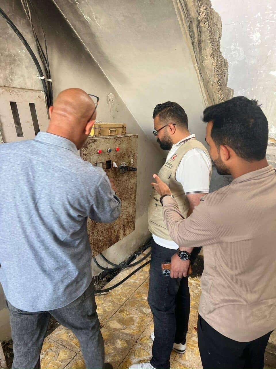 صورة من مقال: فرع توزيع كهرباء ذي قار يرفع 60 حالة تجاوز على الشبكة الكهربائية في ناحية أور