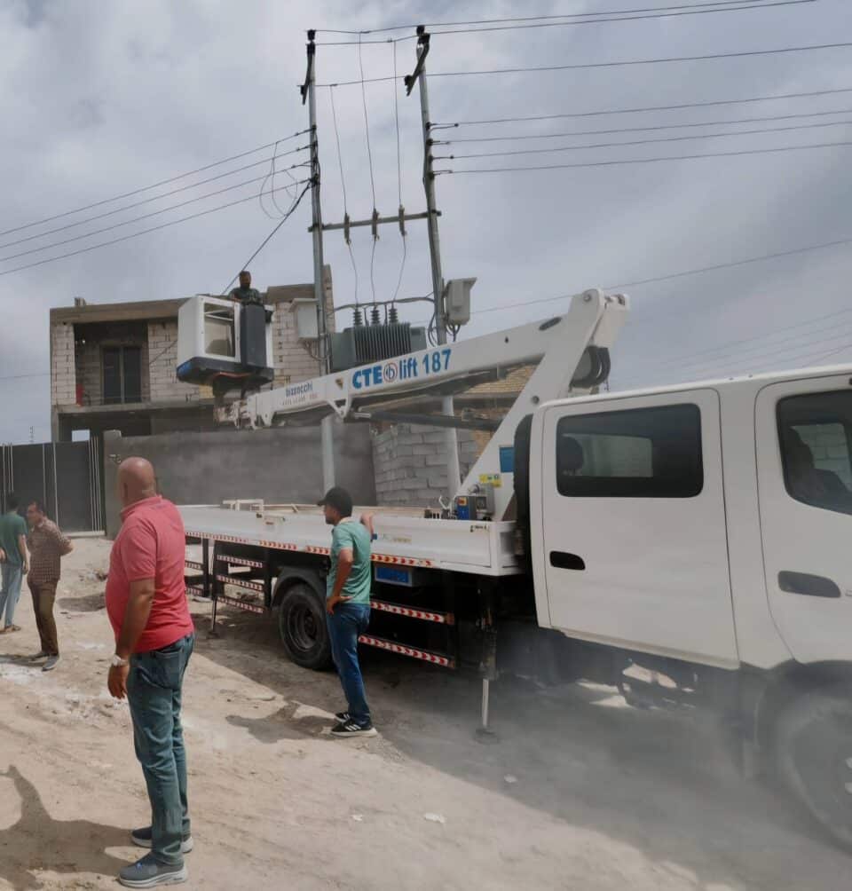 صورة من مقال: كهرباء ذي قار ترفع 17 حالة تجاوز تجاري وتصادر أسلاك الربط غير القانوني في الناصرية