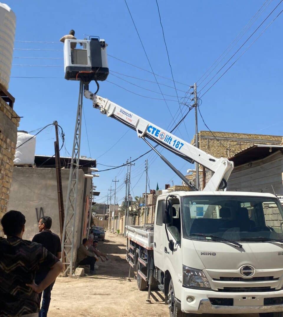 صورة من مقال: فرع توزيع كهرباء ذي قار ينفذ حملة صيانة واسعة في سوق الشيوخ لتعزيز استقرار الشبكة