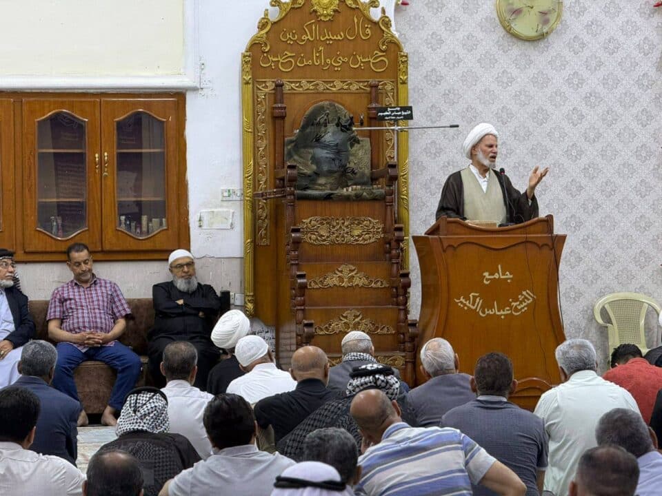صورة من مقال: امام جمعة الناصرية يحذر الطبقة السياسية من أن صبر المواطنين على تعطيل مصالحهم بلغ حده