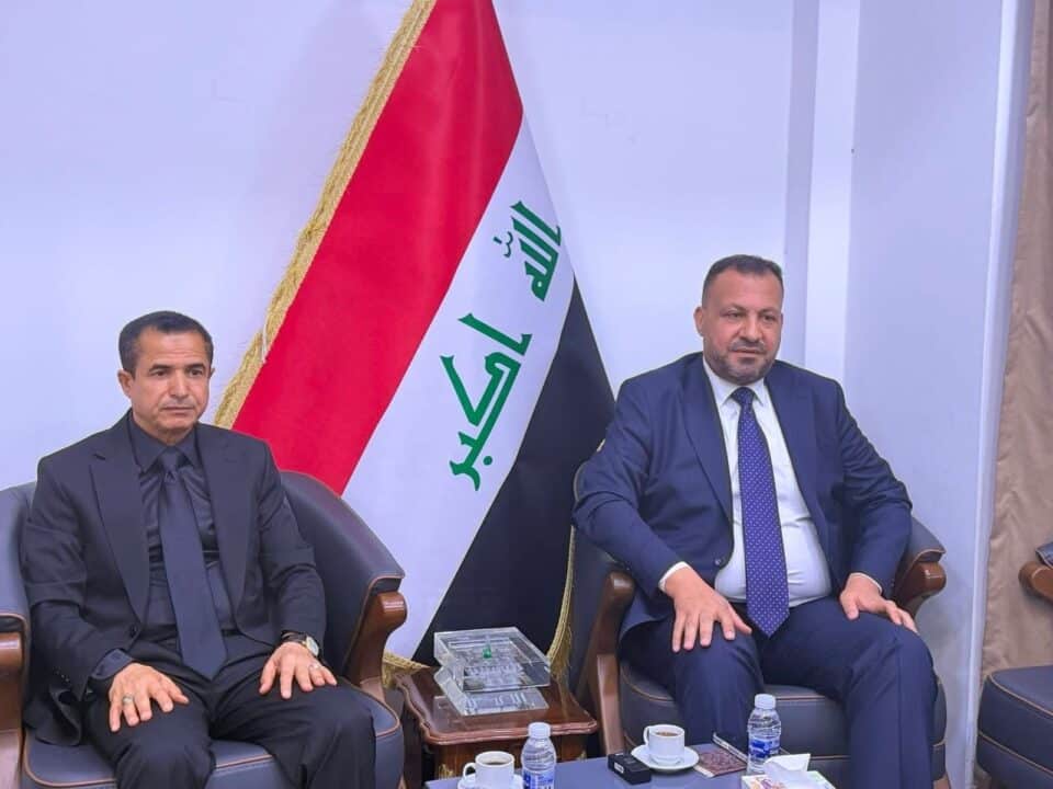 صورة من مقال: محافظ ذي قار يبحث مع وزارة الكهرباء تعزيز حصة المحافظة خلال موجة الحر